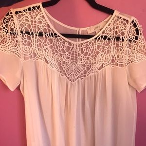 EUC GORGEOUS LOFT Ivory sheer blouse 💕